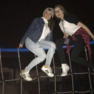 Meet your Posher, Emily